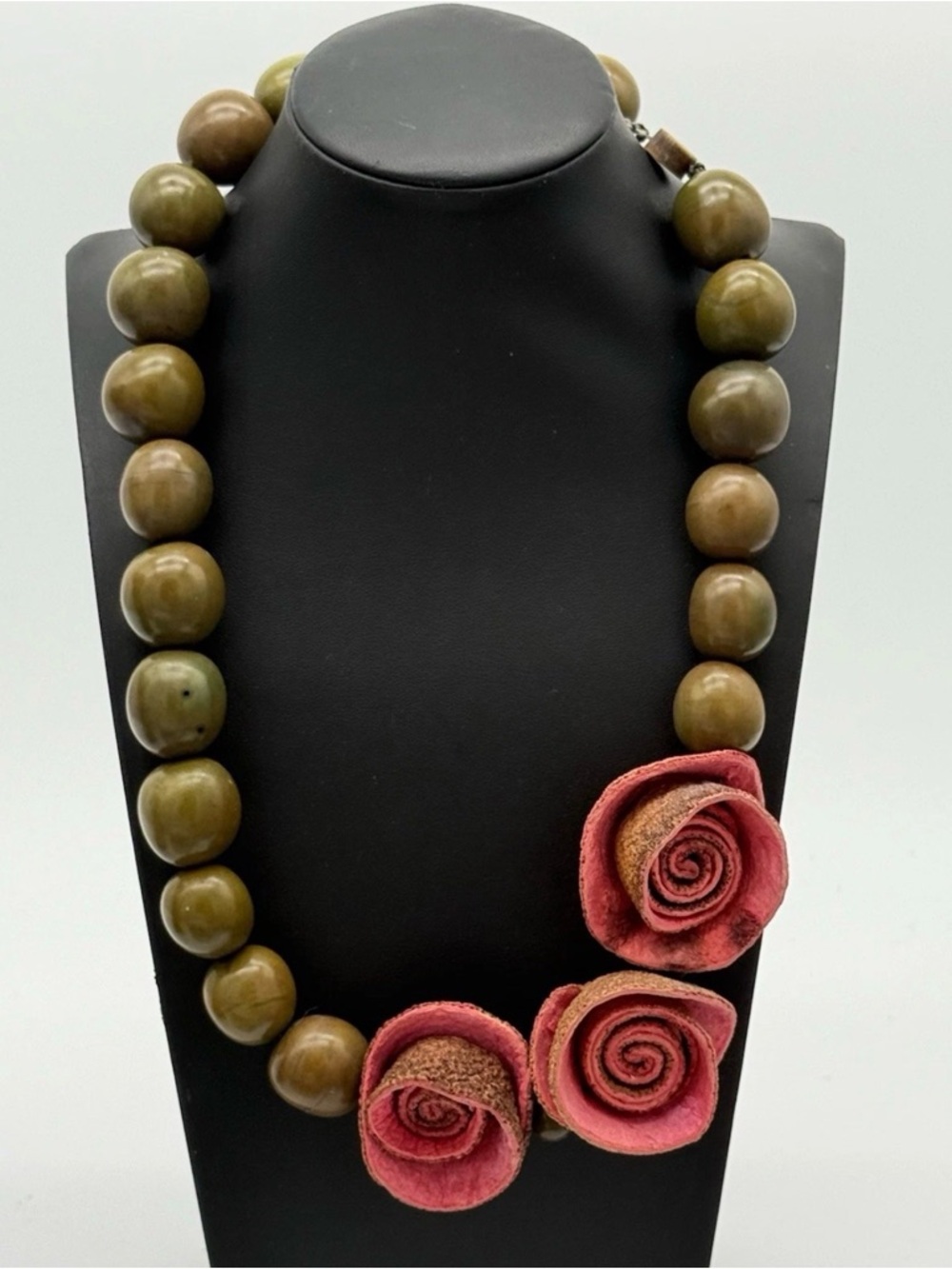 24" Chunky Green Tagua Nut Statement Necklace with 3 Red Orange Peel Roses Boho